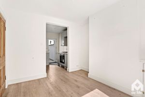 Photo 11- click for photo gallery